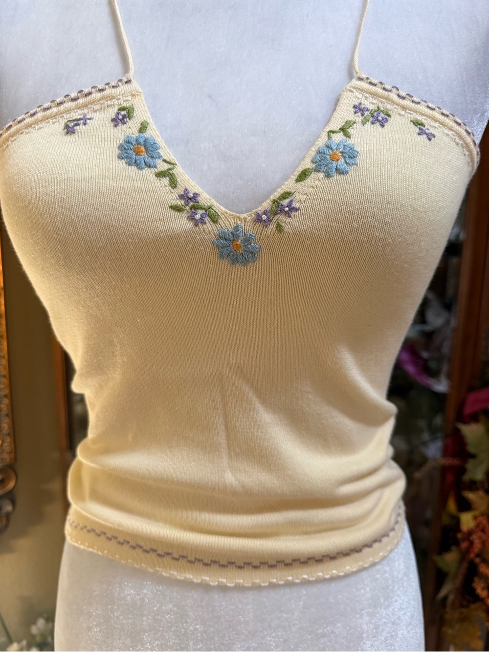Vintage Y2K EASEL Knit HalterTop w/ Multi-Color Embroidery NEW